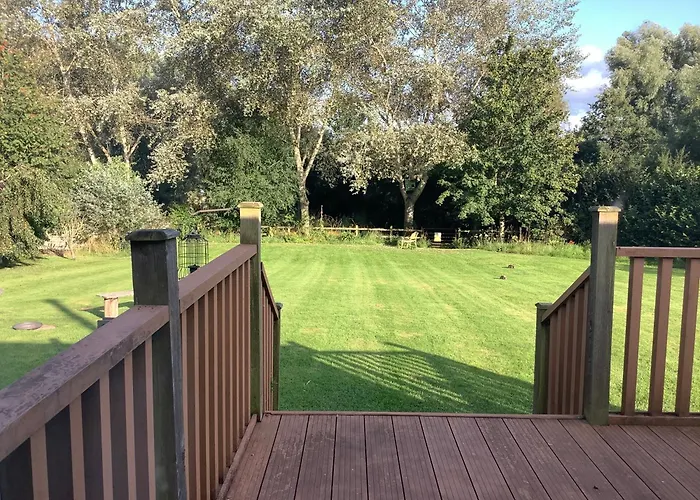 Leverets - Squirrel Lane Lodges Ludlow
