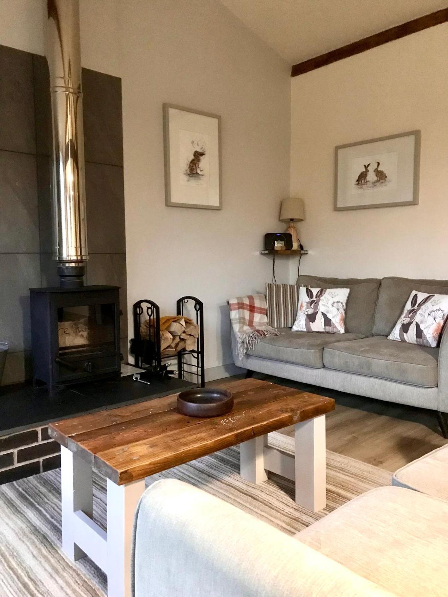 Leverets - Squirrel Lane Holiday home